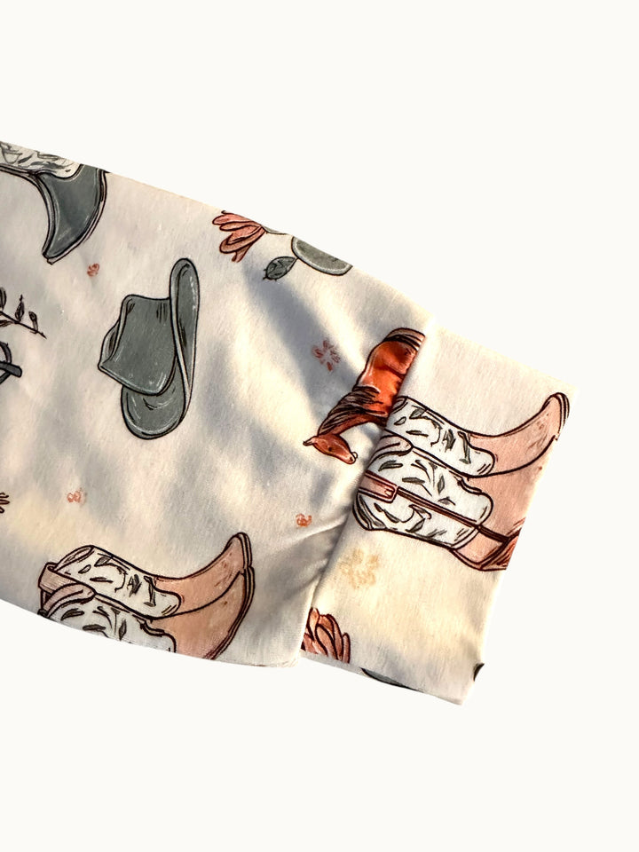 Sweatshirt - Wildflower Wrangler