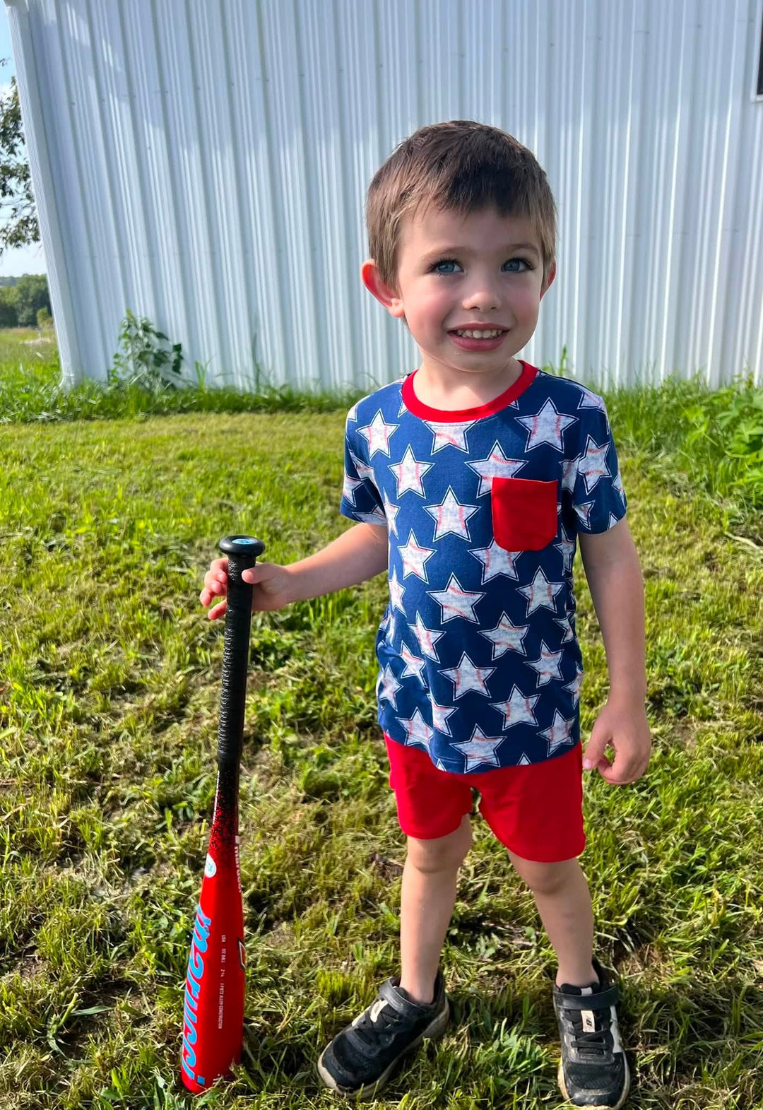 TShirt and Shorts - Field of Stars