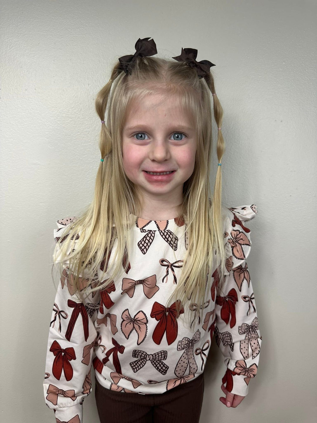 Sweatshirt -  Knot Your Average Neutral